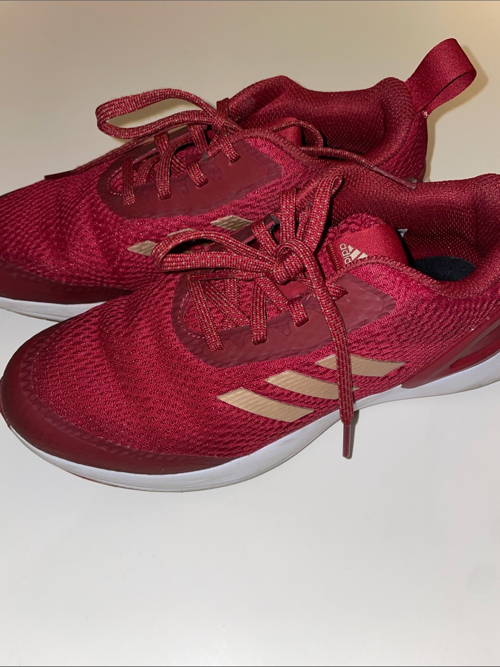 adidas Dark red with gold kids size 4 very good condition 🤩🤪15% off bundles - Picture 4 of 5